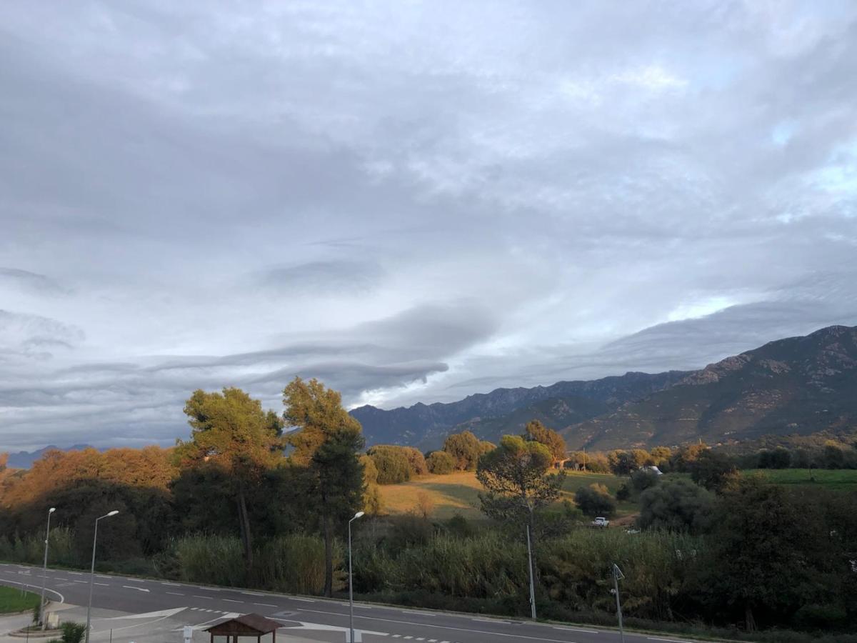 Superbe Appartement Vue Montagne Proximites Grandes Surfaces Poggi Bagian luar foto
